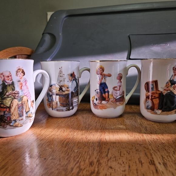 Vintage Norman Rockwell Set of 8 Cups 1982 - Picture 3 of 16